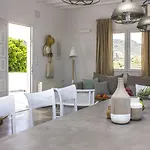 Amperian Mykonos & 4* Mykonos Town