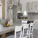 Amperian Mykonos & Otel Mykonos Town