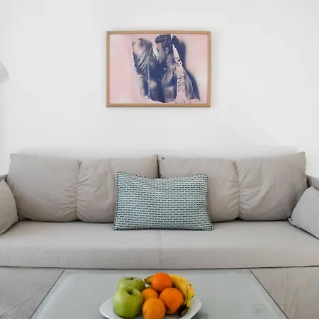 Amperian Mykonos & 4*