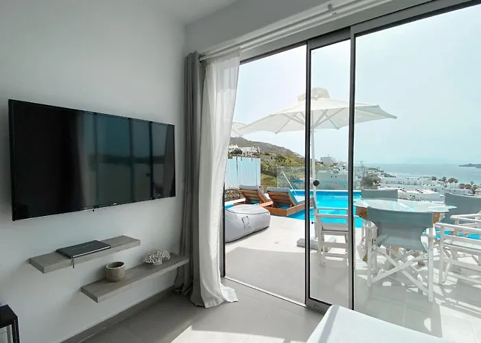 Amperian Mykonos & 4*