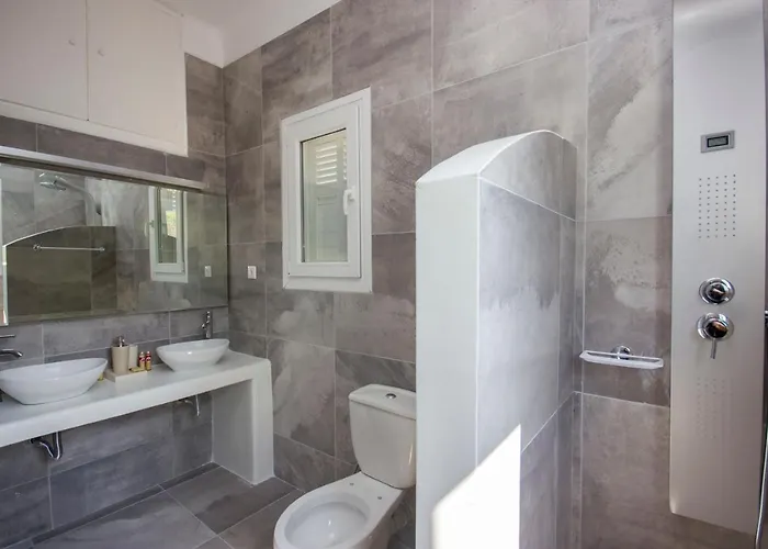 Amperian Mykonos & Otel Mykonos Town