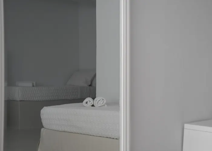 Ξενοδοχείο Amperian Mykonos &