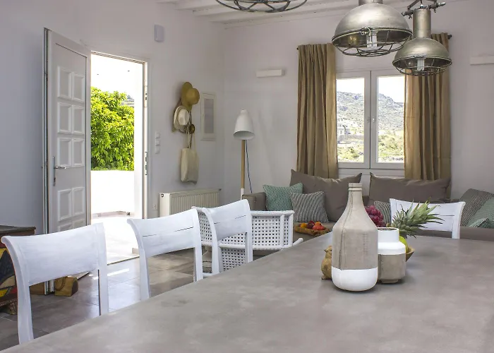 Amperian Mykonos & 4* Mykonos Town