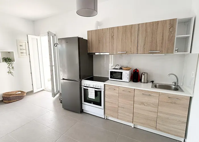 Amperian Mykonos & Ξενοδοχείο 4*