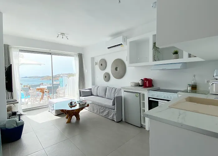 Amperian Mykonos & Ξενοδοχείο Mykonos Town