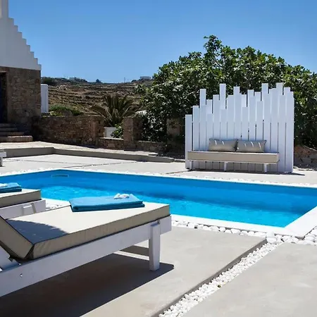 호텔 Amperian Mykonos & 2*