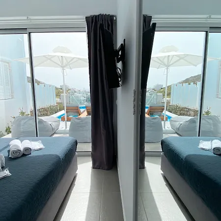 Amperian Mykonos & 4* Mykonos Town