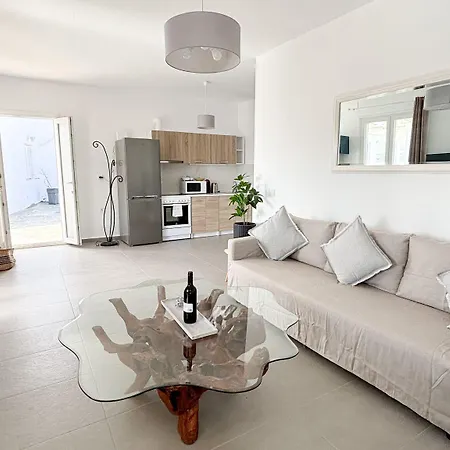 Amperian Mykonos Suites&villas 4*