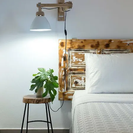 Hotel Amperian Mykonos Suites&villas 4*