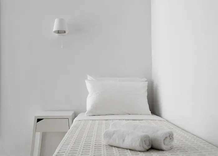 Amperian Mykonos & 4*