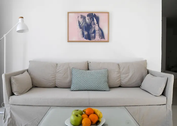 Amperian Mykonos & 4*