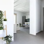 Hotell Amperian Mykonos &