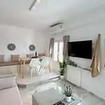 Amperian Mykonos & Hotell