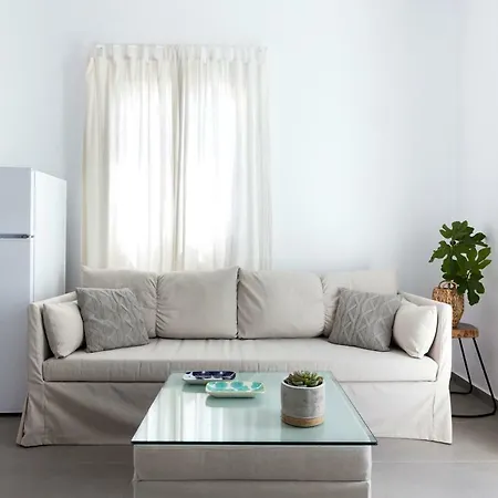 מלון Amperian Mykonos & 4*